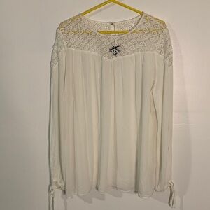 As Seen‎ On TV Cream Lace Blouse